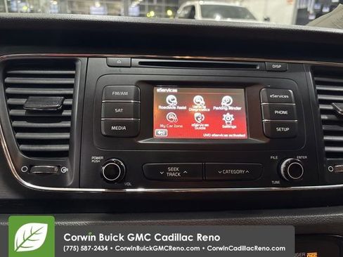 Used 2016 Kia Sedona LX w/ LX Convenience Package image 19