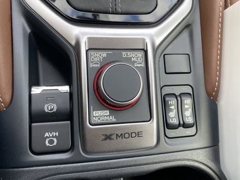 Used 2020 Subaru Forester Touring image 33