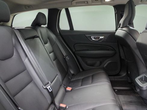 Certified 2023 Volvo V60 B5 Cross Country Plus w/ Climate Package AWD/4WD image 27