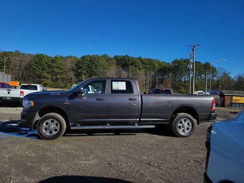 Used 2021 RAM 3500 Big Horn w/ Level 1 Equipment Group image 6