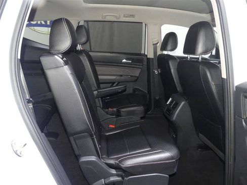 Used 2021 Volkswagen Atlas SE w/ Panoramic Sunroof Package AWD/4WD image 28