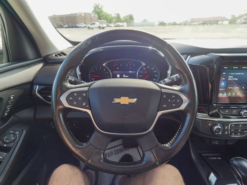 Used 2021 Chevrolet Traverse High Country AWD/4WD image 26