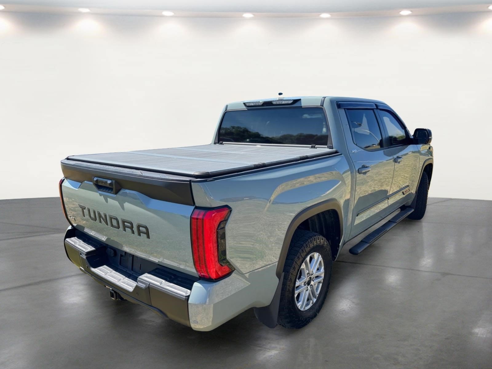Used 2024 Toyota Tundra SR5 w/ SR5 Premium Package AWD/4WD image 16
