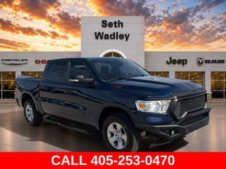 Used 2022 RAM 1500 Big Horn AWD/4WD video 1