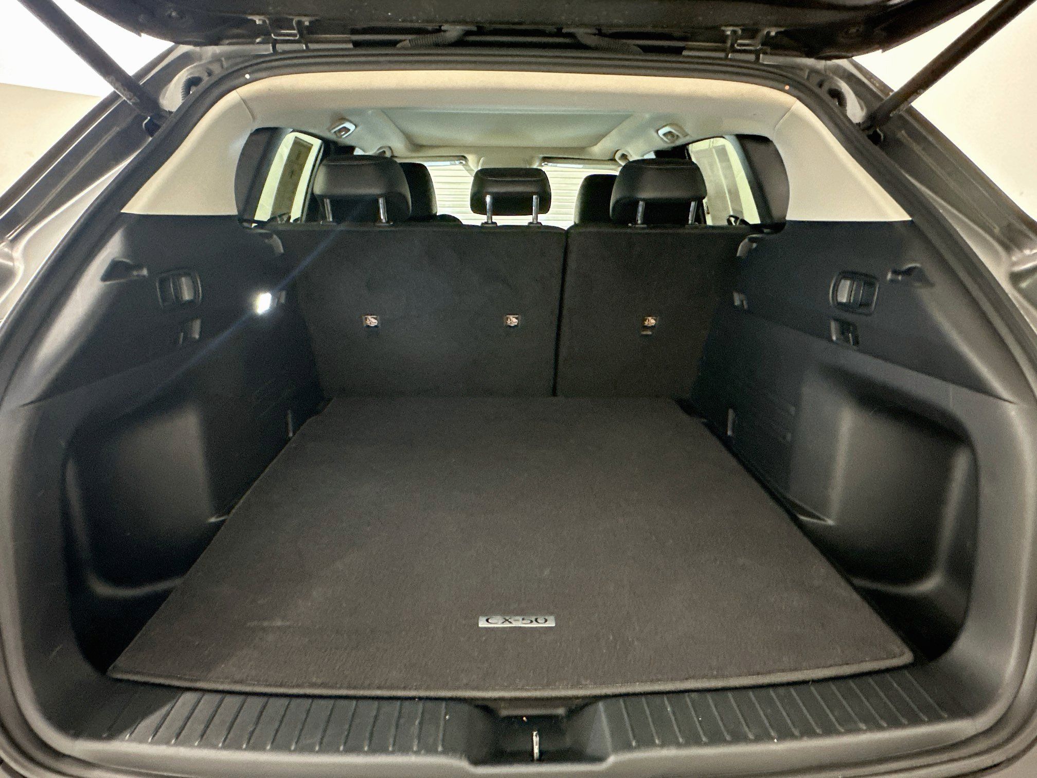 Used 2023 MAZDA CX-50 2.5 S w/ Cargo Package AWD/4WD image 31