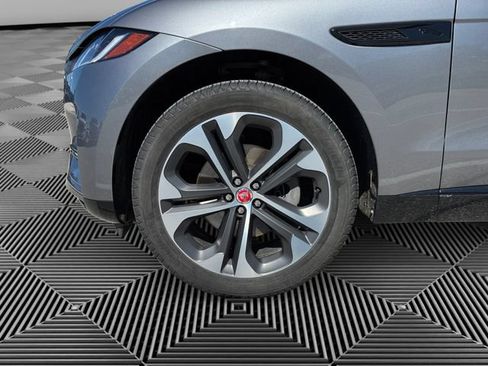 Used 2023 Jaguar F-PACE S AWD/4WD image 9