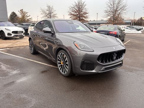 Used 2023 Maserati Grecale Modena image 4