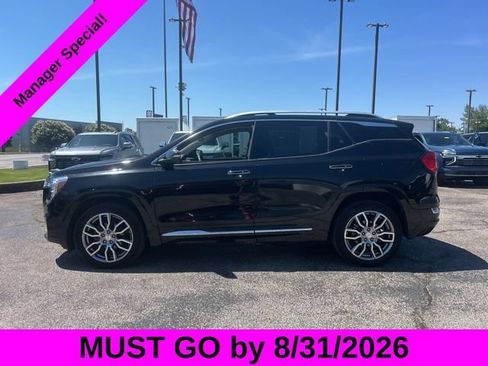 Used 2023 GMC Terrain Denali AWD/4WD image 6