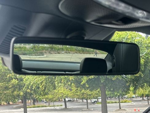 Used 2019 Mercedes-Benz E 450 Coupe image 38