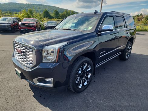 Used 2020 GMC Yukon Denali w/ Denali Ultimate Package AWD/4WD image 4