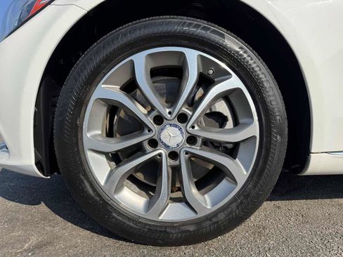 Used 2015 Mercedes-Benz C 300 4MATIC Sedan w/ Premium 1 Package image 9