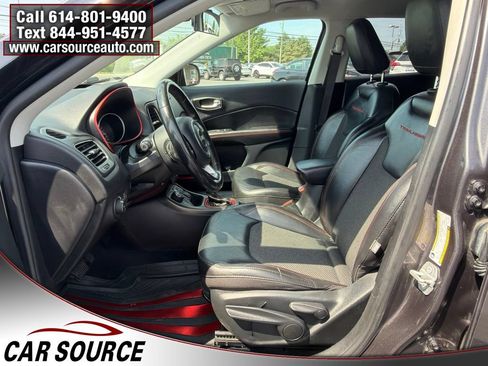 Used 2019 Jeep Compass Trailhawk AWD/4WD image 15