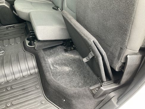 Used 2024 RAM 1500 Warlock AWD/4WD image 42