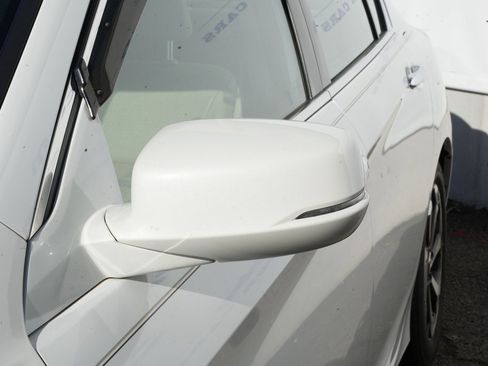 Used 2016 Honda Accord EX-L image 10