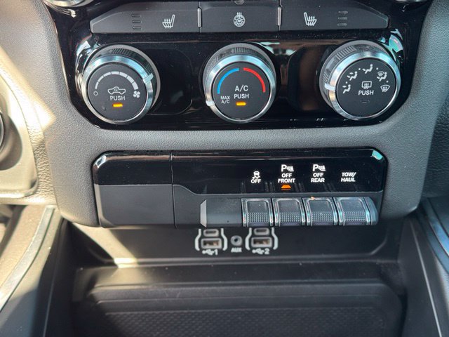 Used 2025 RAM 1500 Big Horn RWD image 18