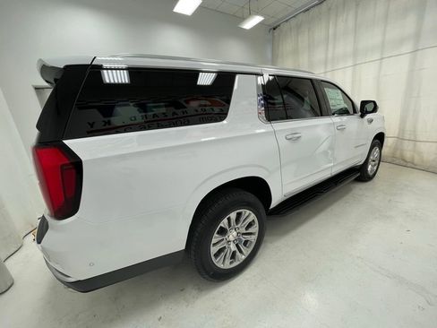 New 2026 GMC Yukon XL Denali image 4