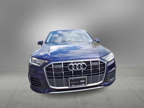 Certified 2023 Audi Q7 2.0T Premium Plus w/ Convenience Package AWD/4WD image 3