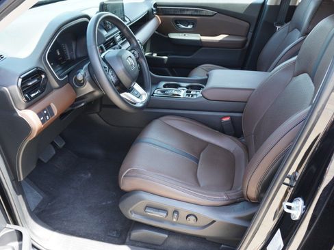 Used 2023 Honda Pilot Elite image 13