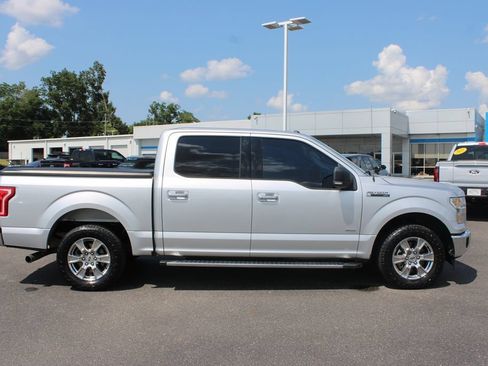 Used 2017 Ford F150 XLT w/ Equipment Group 302A Luxury RWD image 9