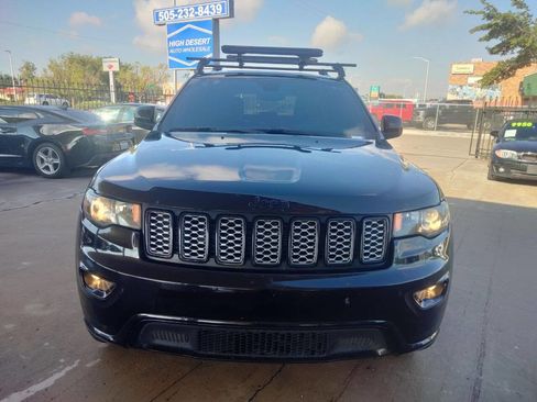 Used 2018 Jeep Grand Cherokee Altitude image 7