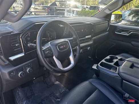 Used 2024 GMC Sierra 1500 SLT image 15