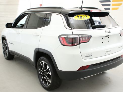 Used 2023 Jeep Compass Limited w/ Sun and Sound Group AWD/4WD image 6