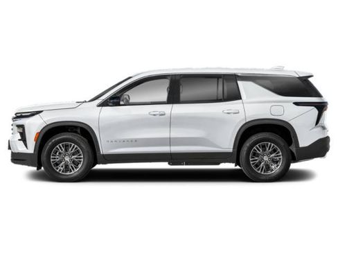Used 2024 Chevrolet Traverse LS FWD image 3
