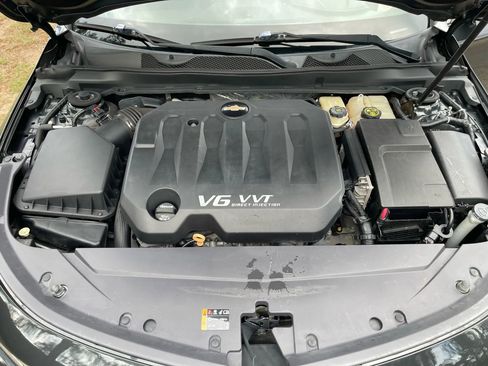 Used 2015 Chevrolet Impala LTZ image 19