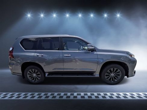 Used 2021 Lexus GX 460 Premium AWD/4WD image 2