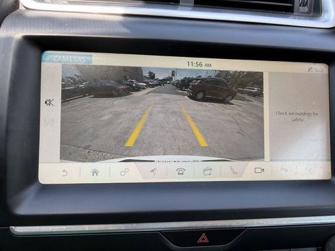 Used 2018 Jaguar E-PACE S AWD/4WD image 16