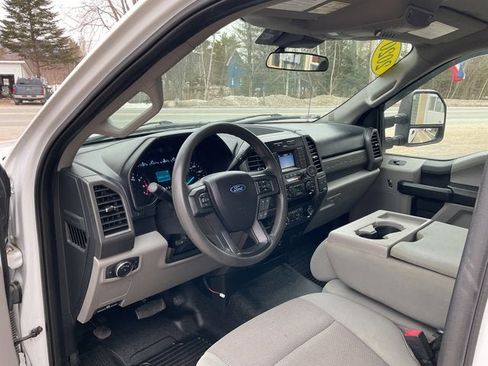 Used 2020 Ford F350 XL w/ Power Equipment Group image 9