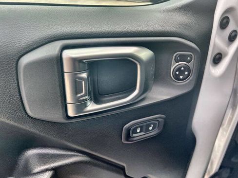 Used 2019 Jeep Wrangler Unlimited Rubicon w/ Safety Group image 22