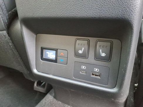 Used 2023 Nissan Rogue Platinum w/ Platinum Premium Package image 9