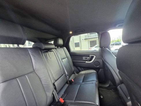Used 2018 Land Rover Discovery Sport SE AWD/4WD image 43