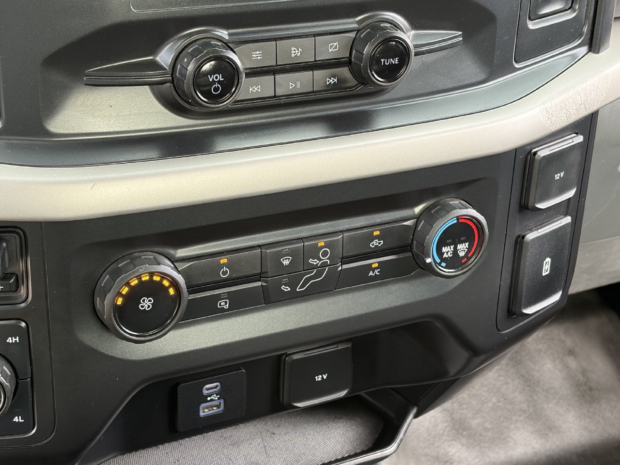 Used 2021 Ford F150 XL w/ Equipment Group 101A High AWD/4WD image 40