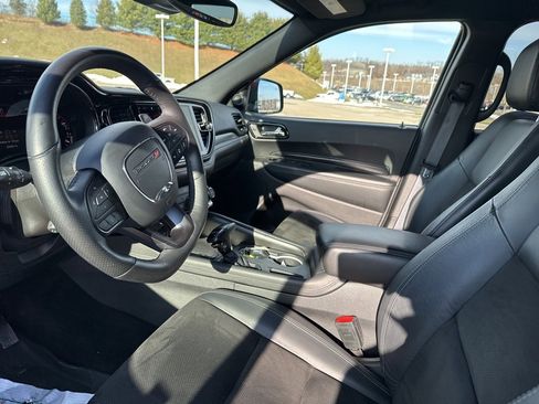 Used 2022 Dodge Durango GT image 9