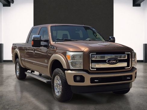 Used 2012 Ford F250 King Ranch w/ King Ranch w/Chrome Pkg AWD/4WD image 6