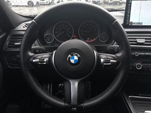 Used 2014 BMW 335i xDrive M-Sport Sedan image 27