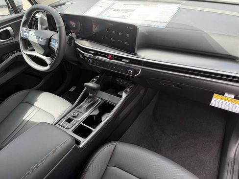New 2026 Kia Sorento S AWD/4WD image 10