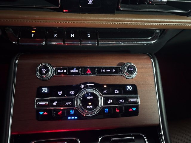 Used 2020 Lincoln Aviator Reserve w/ Equipment Group 202A AWD/4WD image 26
