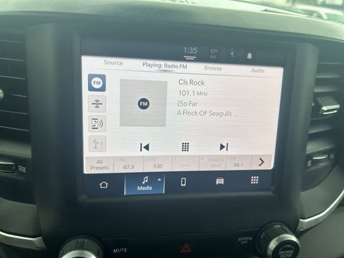 Used 2023 RAM 2500 Big Horn w/ Level 1 Equipment Group image 38