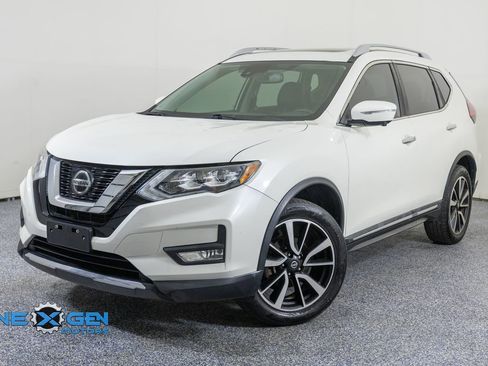 Used 2019 Nissan Rogue SL w/ Premium Package AWD/4WD image 3