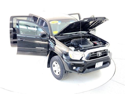 Certified 2015 Toyota Tacoma 4x4 Double Cab image 21