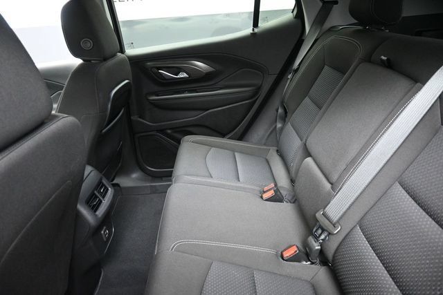 Used 2023 GMC Terrain SLE w/ Driver Convenience Package FWD image 22