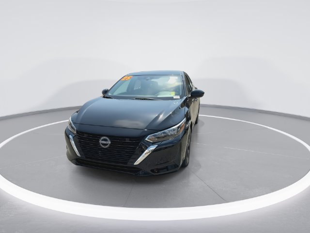 Used 2025 Nissan Sentra SV w/ Trunk Package FWD image 3