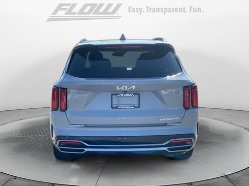 Used 2023 Kia Sorento SX image 8