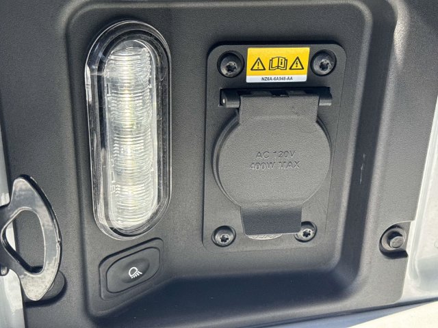 Used 2025 Ford Maverick XLT w/ XLT Luxury Package AWD/4WD image 14
