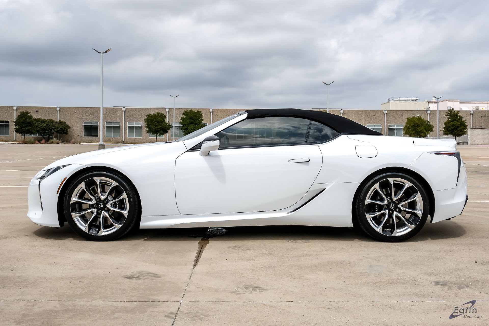 Used 2021 Lexus LC 500 Convertible w/ Touring Package RWD image 9