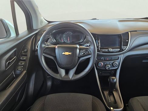 Used 2014 Chevrolet Traverse LS FWD image 28