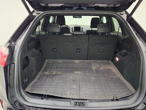 Used 2023 Ford Edge ST image 19